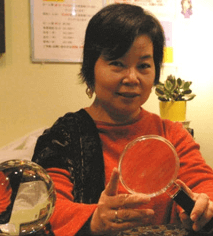 梅田の当たる占い師 占いサロン 水瓶座の時代のアベクリスティ先生の画像