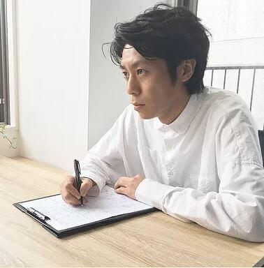 東京で当たる霊視占いの占い師(霊能者)・ナチュラルプラネットの翔哉先生