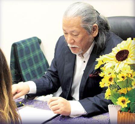 浜松の当たる占い師　GAGEGO(ガギェゴ)の榊原正先生の画像