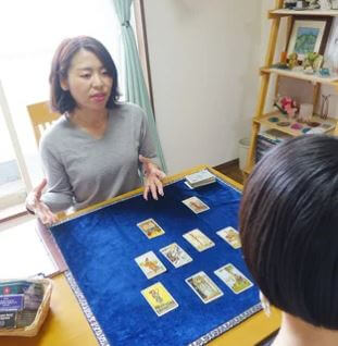 軽井沢の当たる占い師 タロットスタジオ Unia(ユーニア)の松下真生(まお)先生の画像