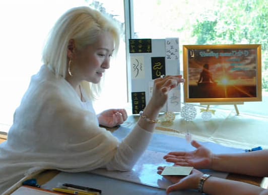 郡山の当たる人気の占い師 healing manaひかりのえり先生の画像