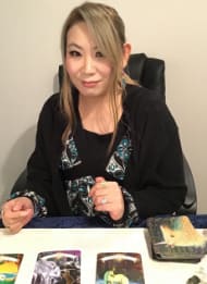 高松の当たる人気の占い師　占いの館千里眼 高松丸亀町B1店の三葉（みつは）先生の画像